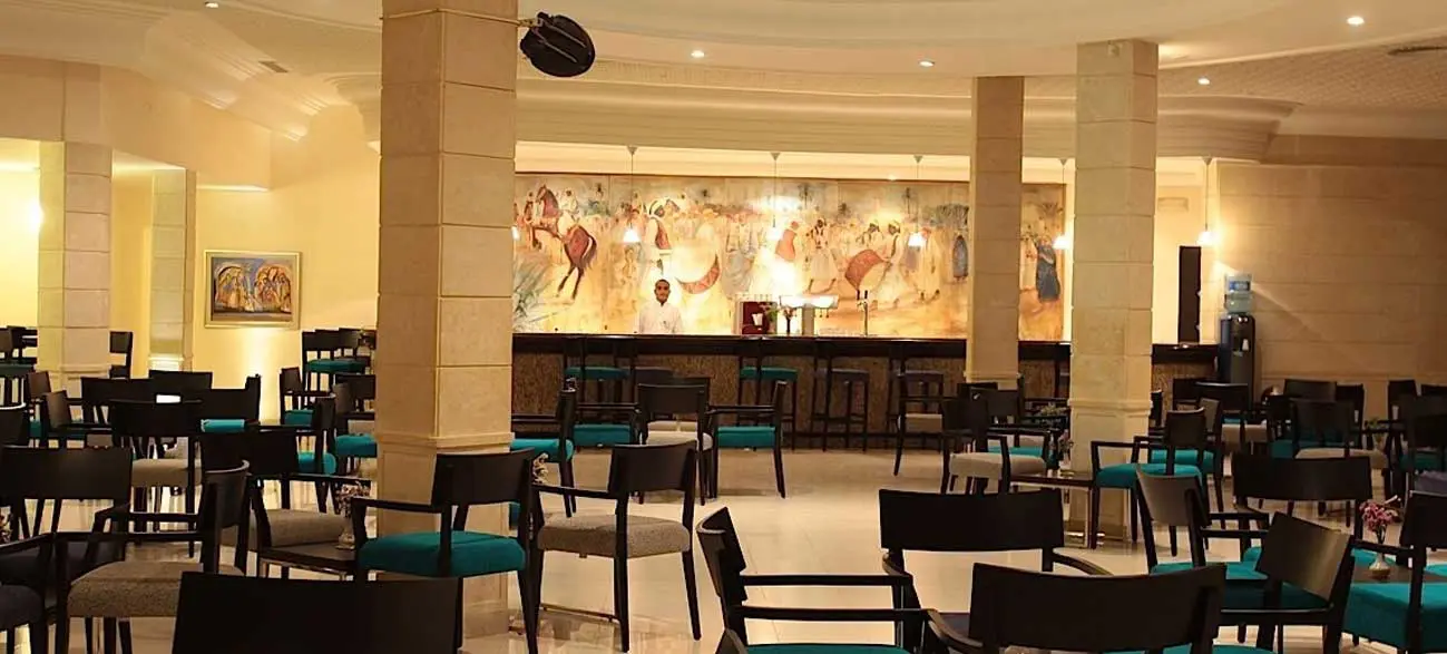 Bar de l'hôtel Seabel Rym Beach à Djerba