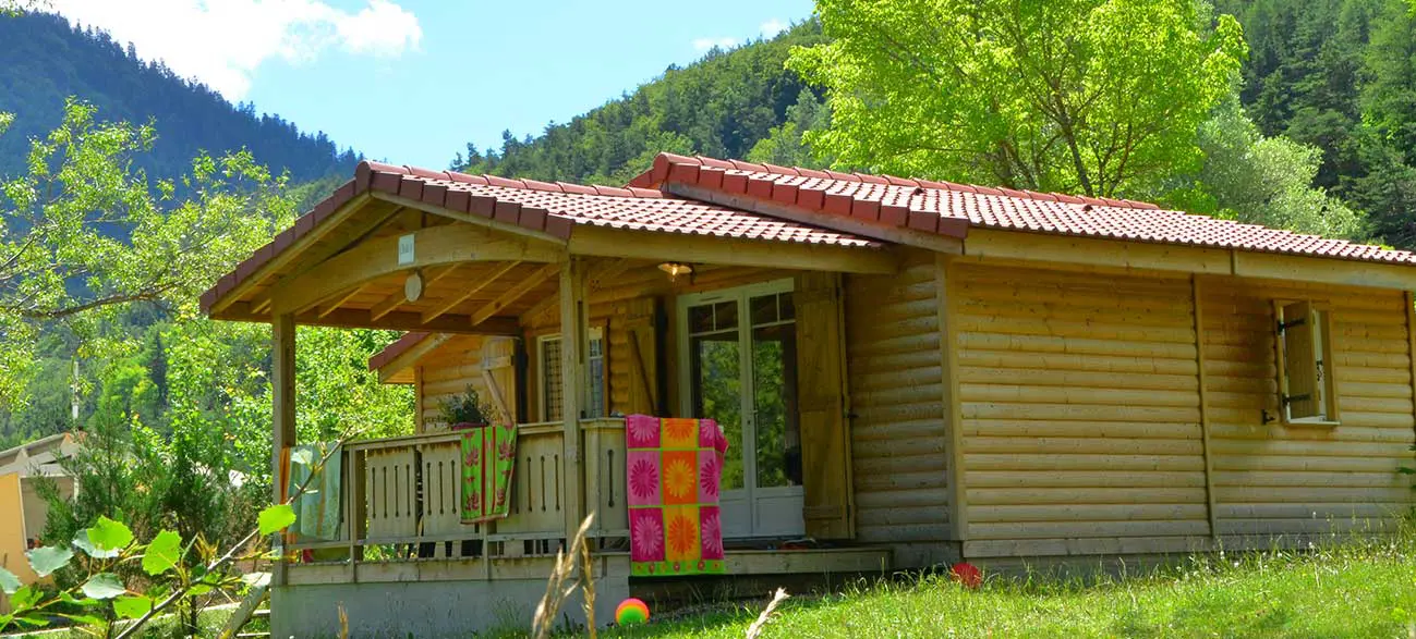 Chalet en camping au coeur du parc naturel regional du Vercors