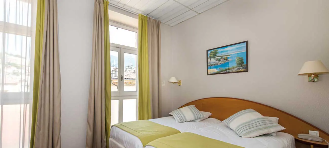 Chambre de l'hôtel Balmoral à Menton