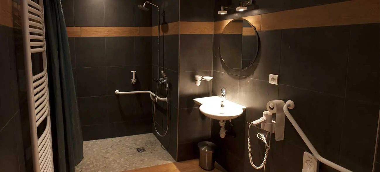 Location d'un appartement avec salle de bain à Batilly-en-Puisaye