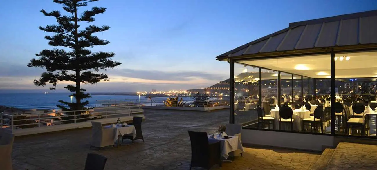 Terrasse Anezi Tower Hôtel Agadir Maroc