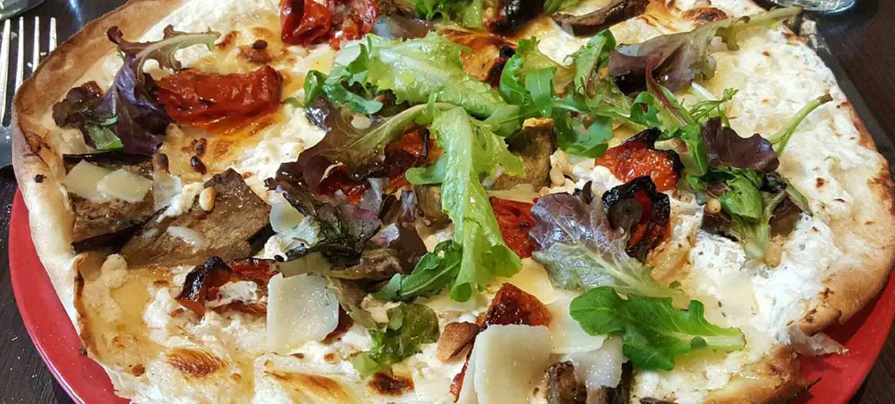 Flammekueche dans un restaurant à Amnéville en Lorraine
