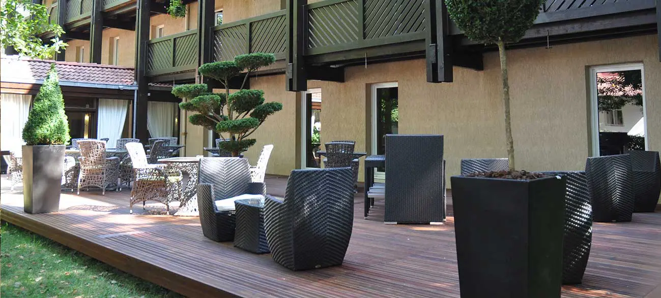 Terrasse de l'Hôtel Diane à Amnéville en Lorraine
