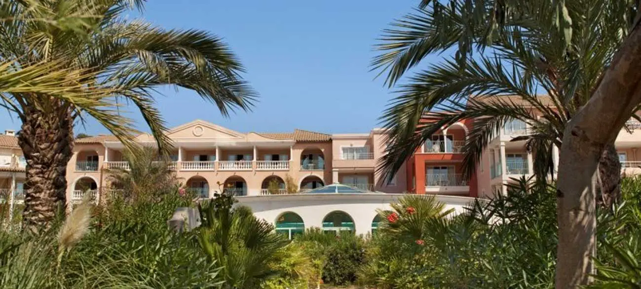 Jardins de la résidence premium Les Calanques des Issambres, Baie de Saint-Tropez - Les Issambres