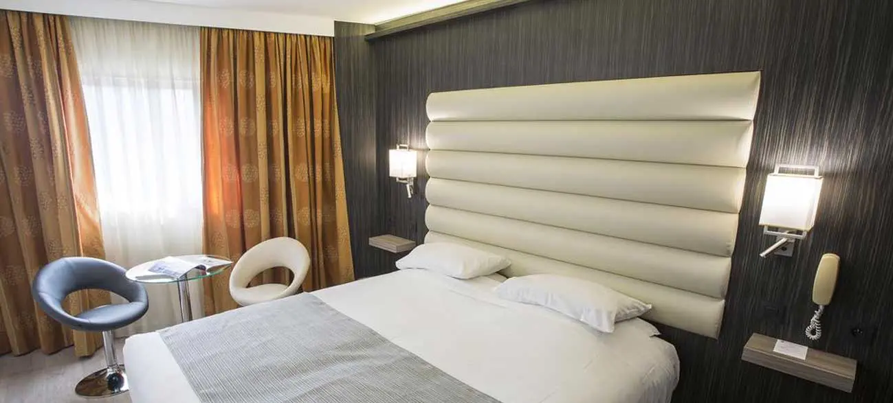 Chambre de l'hôtel Best Western Cannes Riviera & Spa 4*