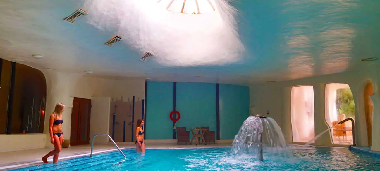 Piscine Odyssée Resort Zarzis Tunisie pour séjour longue durée